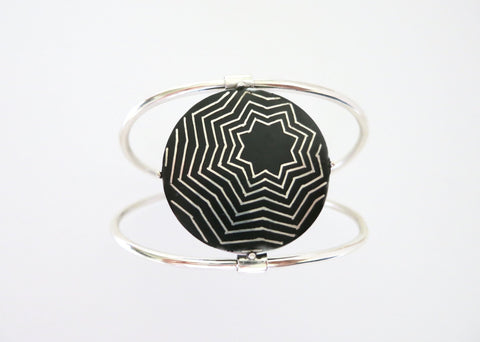 Conversation-starting round Bidri cuff - Lai